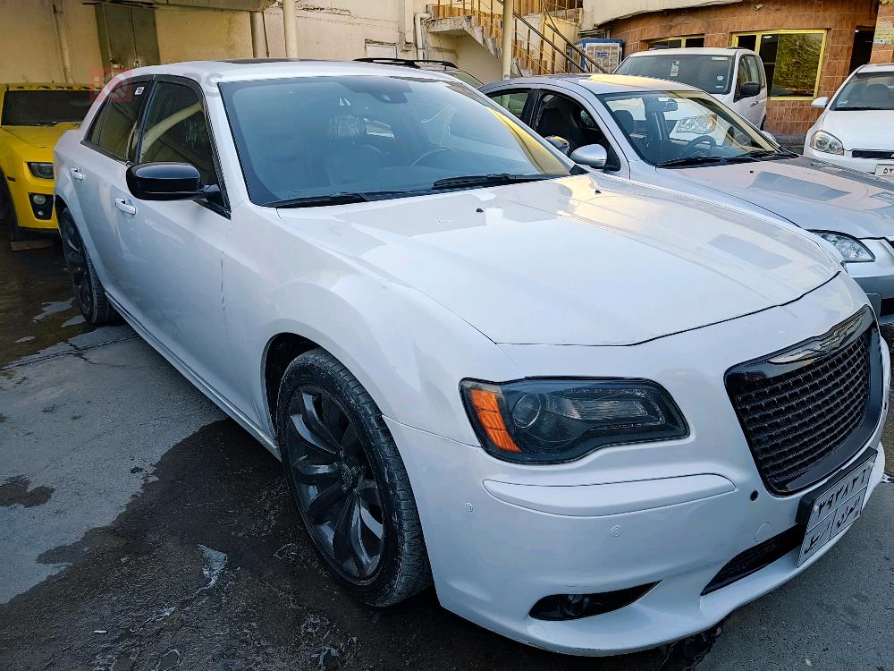 کرایسلەر 300